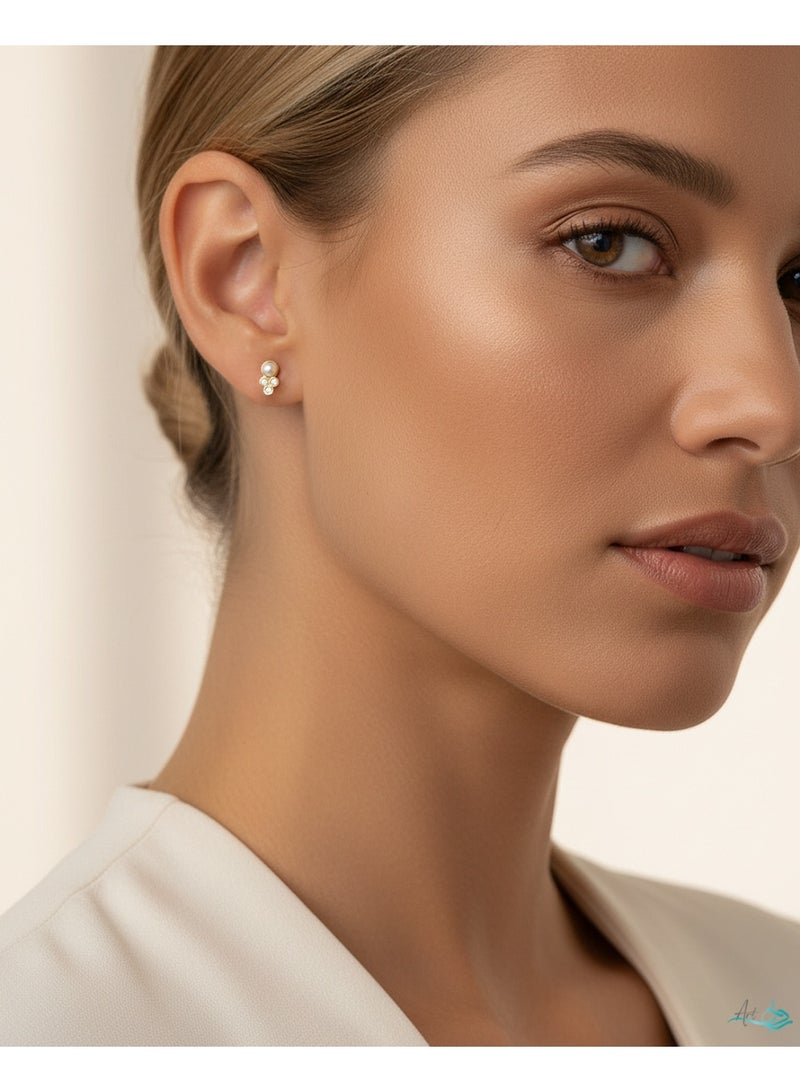 روبي آرت الذهب حلق أذن من الذهب الخالص عيار 18 قيراطًا مرصع باللؤلؤ، مضاد للحساسية، 0.56 جرام - Image 3